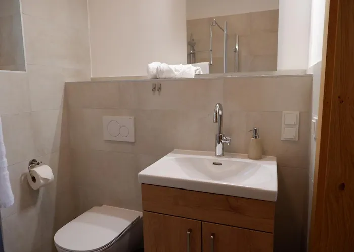 Heuriger Und Gaestezimmer Schmidt