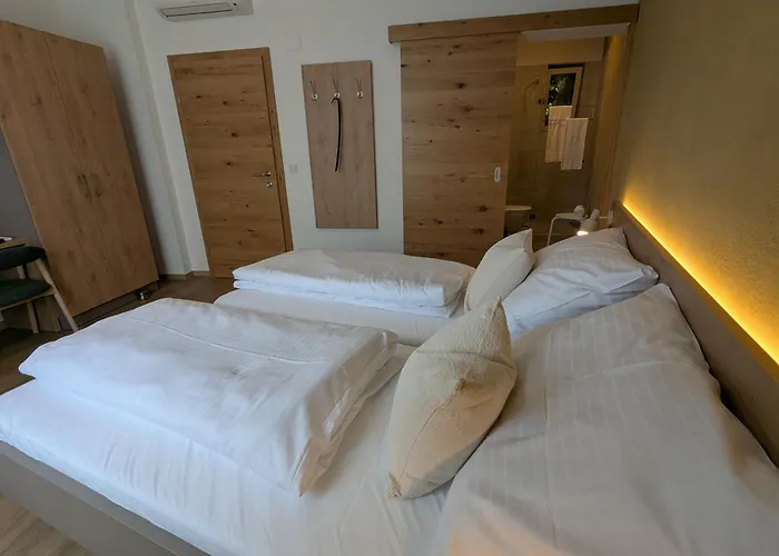 Heuriger Und Gaestezimmer Schmidt